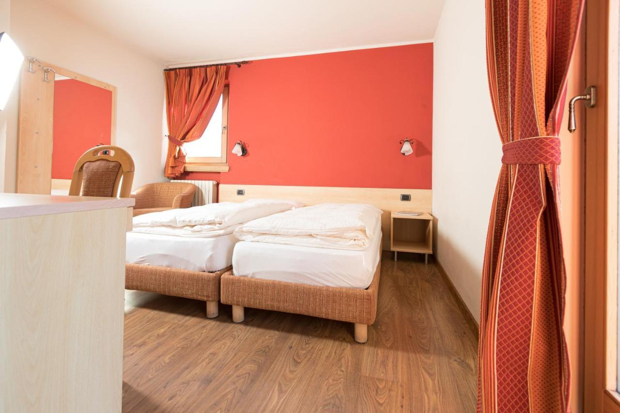 Chalet Kiara - Appartamenti Abar Livigno Luaran gambar