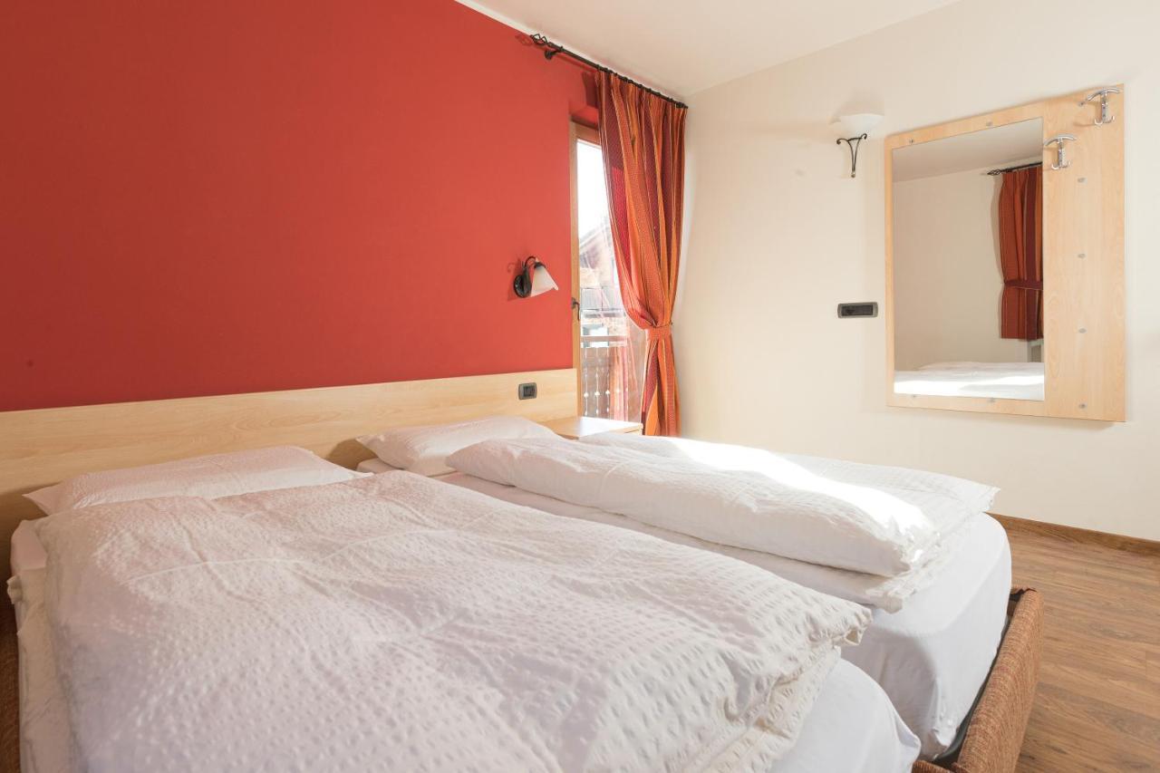 Chalet Kiara - Appartamenti Abar Livigno Luaran gambar