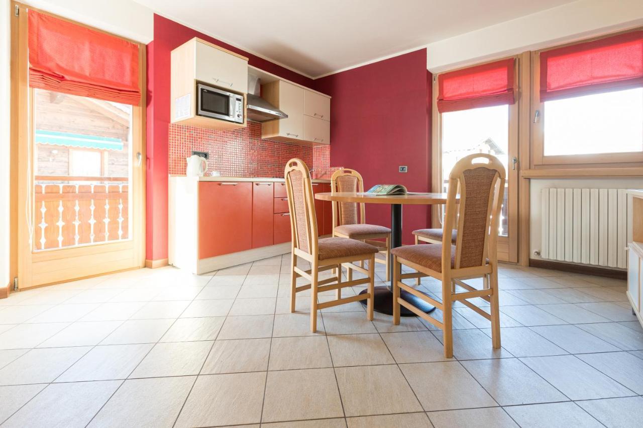 Chalet Kiara - Appartamenti Abar Livigno Luaran gambar