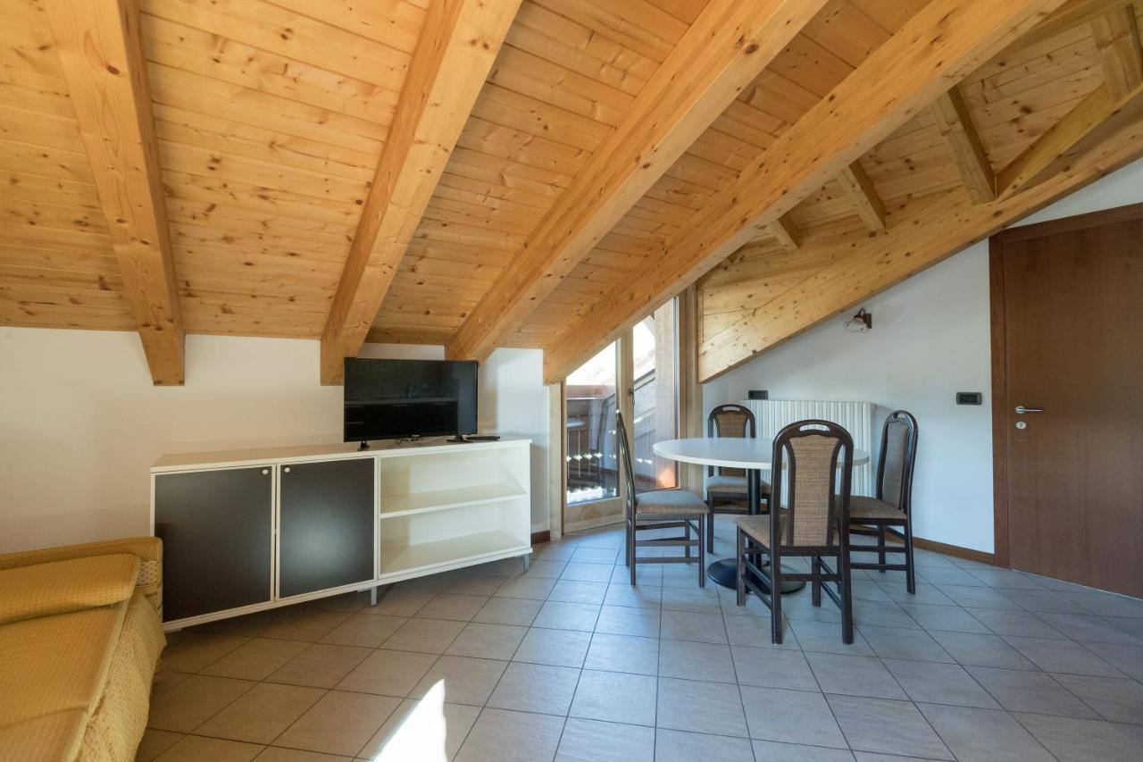 Chalet Kiara - Appartamenti Abar Livigno Luaran gambar